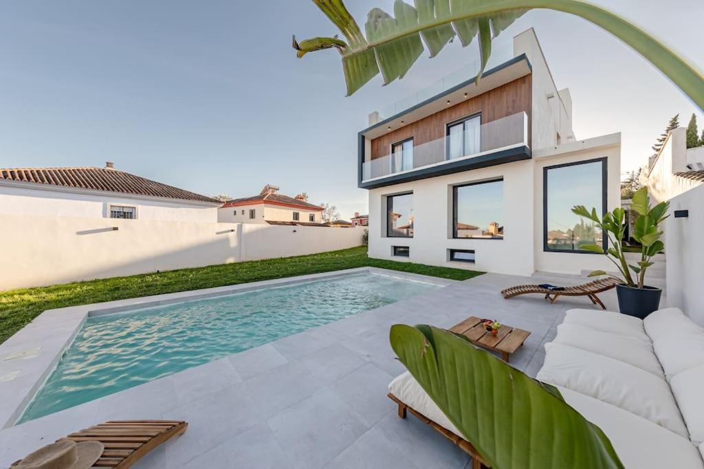 Villa Con Piscina Privada Хельвес Экстерьер фото