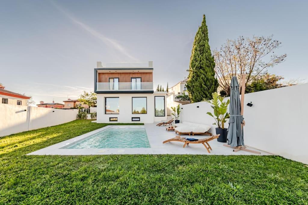 Villa Con Piscina Privada Хельвес Экстерьер фото